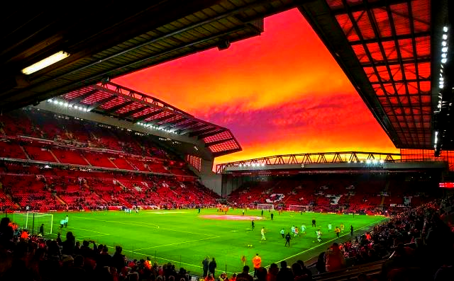 理疗师：DV9的伤和丁丁、卢卡库类似，可能需要3到5个月恢复（理疗师：DV9伤势类似丁丁和卢卡库，康复期或为3到5个月）