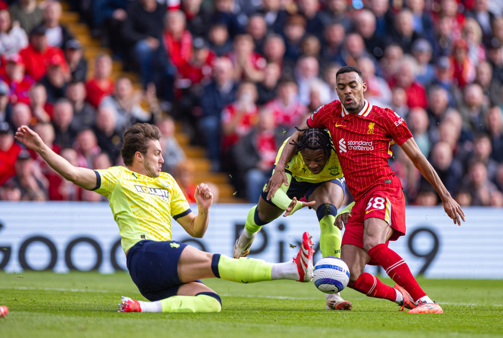香港总决赛开赛不到3小时，雨果0比3惨败！林昀儒拿到首个8强席位（香港总决赛开赛不足3小时，雨果0-3告负，林昀儒率先锁定八强席位）