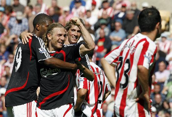 利物浦发布战热刺赛前海报：维尔茨、阿利松等球员出镜（利物浦公布战热刺赛前海报：阿利松、维尔茨等球员亮相）