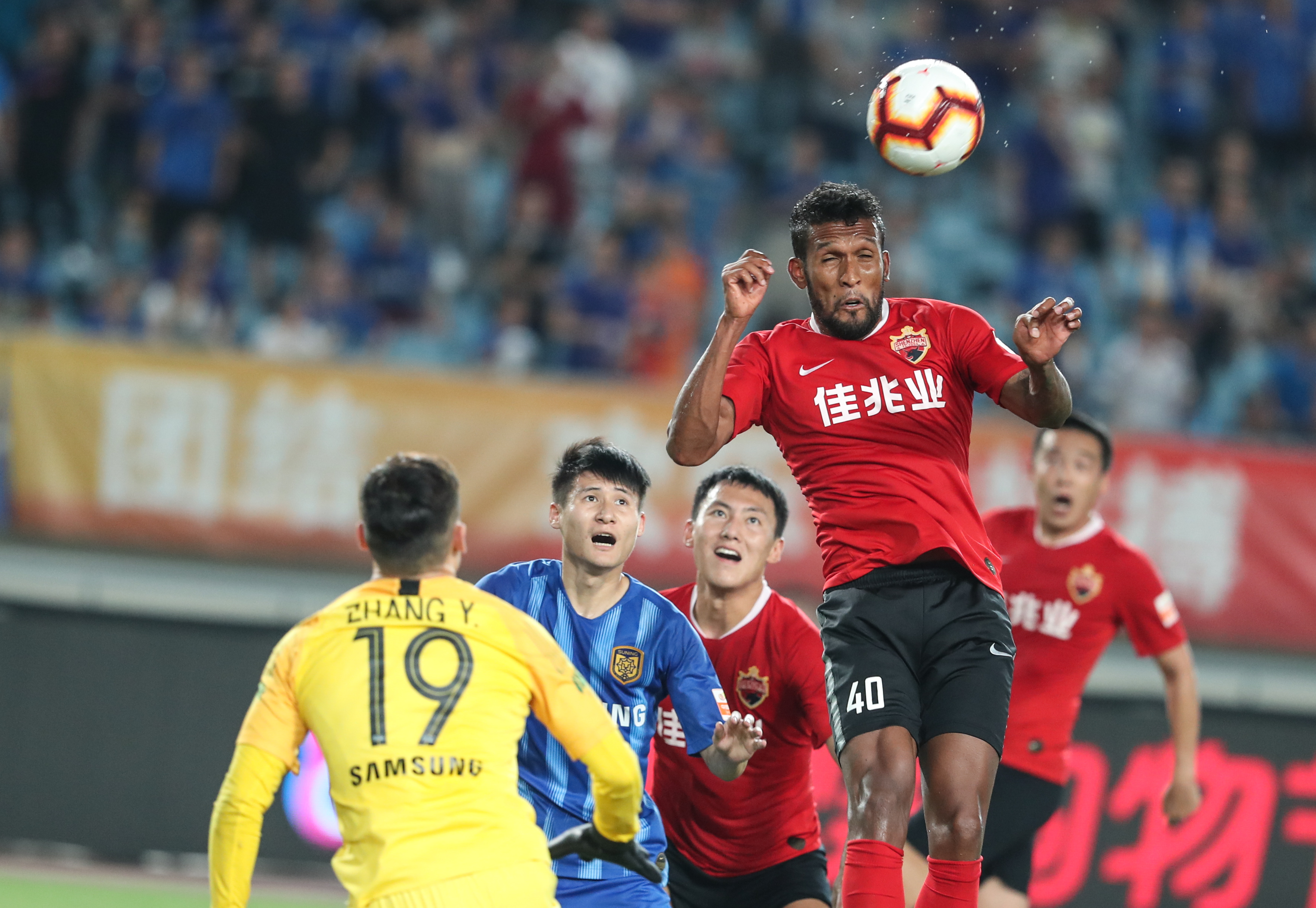 比利亚：传统9号位并没有消失，我非常欣赏阿尔瓦雷斯（比利亚称传统9号未绝迹，盛赞阿尔瓦雷斯）