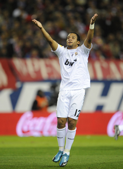 如何评价？小杨正负值全队第二，埃迪6失误赛季新高&6犯离场