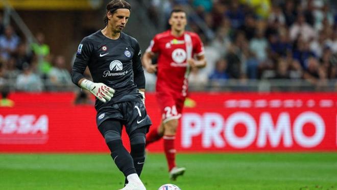 韦世豪社媒祝大家假期愉快，刘殿座留言调侃：樱木假期愉快（韦世豪社媒送上假期祝福，刘殿座打趣留言：樱木假期快乐）